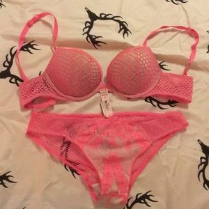 VS bra & panty set